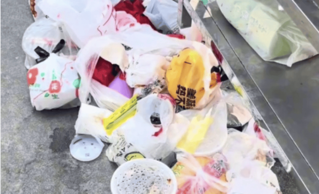 別讓外賣(mài)“滿減”成“浪費(fèi)”:西鳳酒
