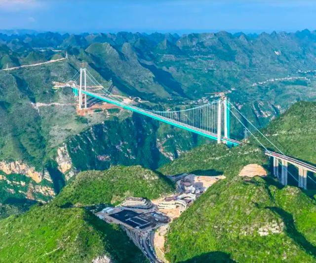 貴州“世界第一高橋”有繩蹦極2999元/次被指“蹦極刺客”，多方回應(yīng):西鳳酒
