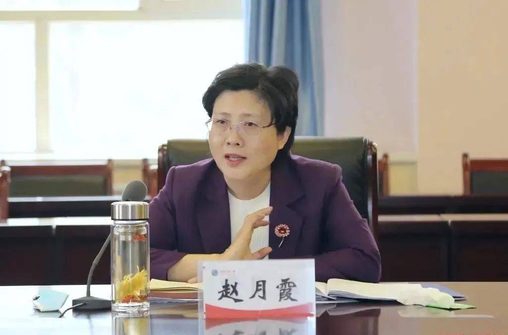 青海省委常委、組織部長趙月霞，調(diào)任云南:西鳳酒
