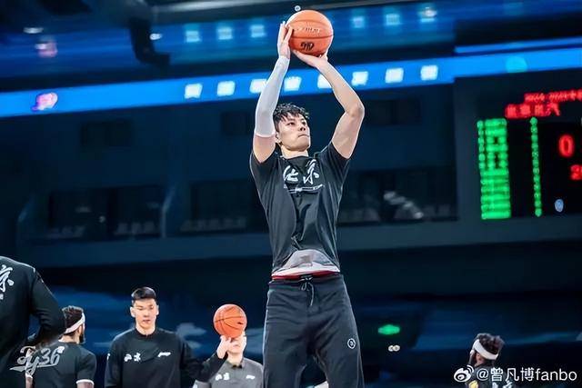 NBA籃網(wǎng)隊(duì)宣布裁掉曾凡博:西鳳酒
