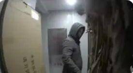 湖南一女主播被偽裝的包裹炸傷<strong></p>
<p>西鳳酒
</strong>，永州公安：正在核實(shí)具體情況:西鳳酒
