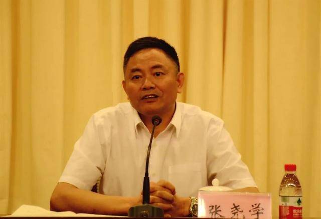 打虎！年近70歲的張堯學<strong></p>
<p>西鳳酒
</strong>，卸任8年后被查:西鳳酒

