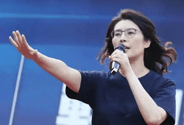 國民黨主席選舉在即！韓國瑜突然表態(tài)，羅智強為鄭麗文說了公道話，關(guān)鍵時刻，蔣萬安有特殊動作:西鳳酒
