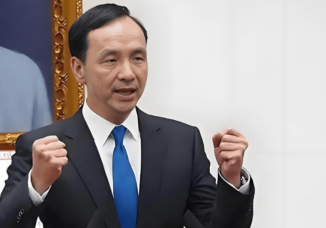 國民黨主席選舉在即！韓國瑜突然表態(tài)<strong></p>
<p>西鳳酒
</strong>，羅智強為鄭麗文說了公道話，關鍵時刻，蔣萬安有特殊動作:西鳳酒
