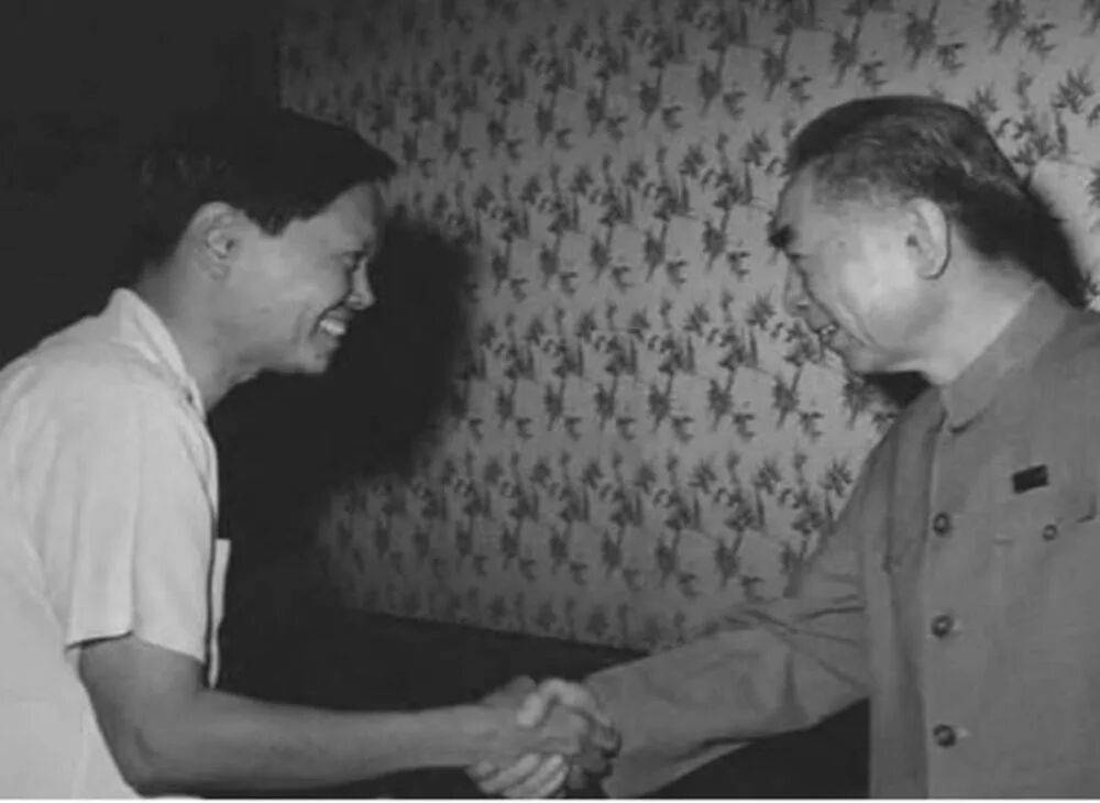 “大先生”千古<strong></p>
<p>西鳳酒
</strong>，楊振寧的一生:西鳳酒
